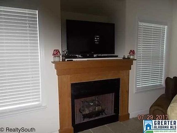 5th image of 244 Thornberry Dr