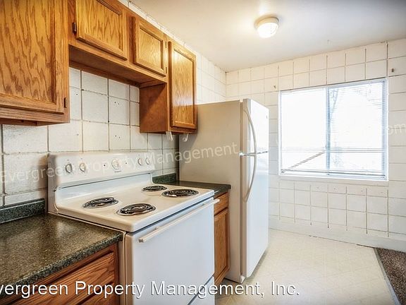 5th image of 509 S Bryan Ave APT 10