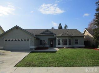 504 Rolling Hills St, Exeter, CA 93221