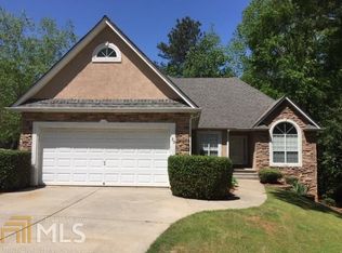 30 Pine Cres, Newnan, GA 30265