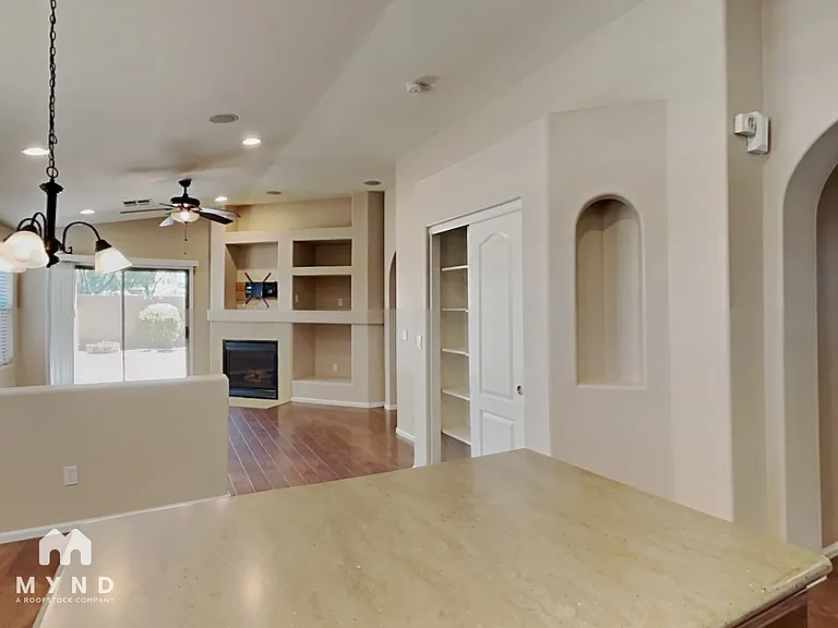 4265 E Bonanza Rd — Photo 22