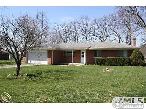 6572 Berrywood Dr photo 1