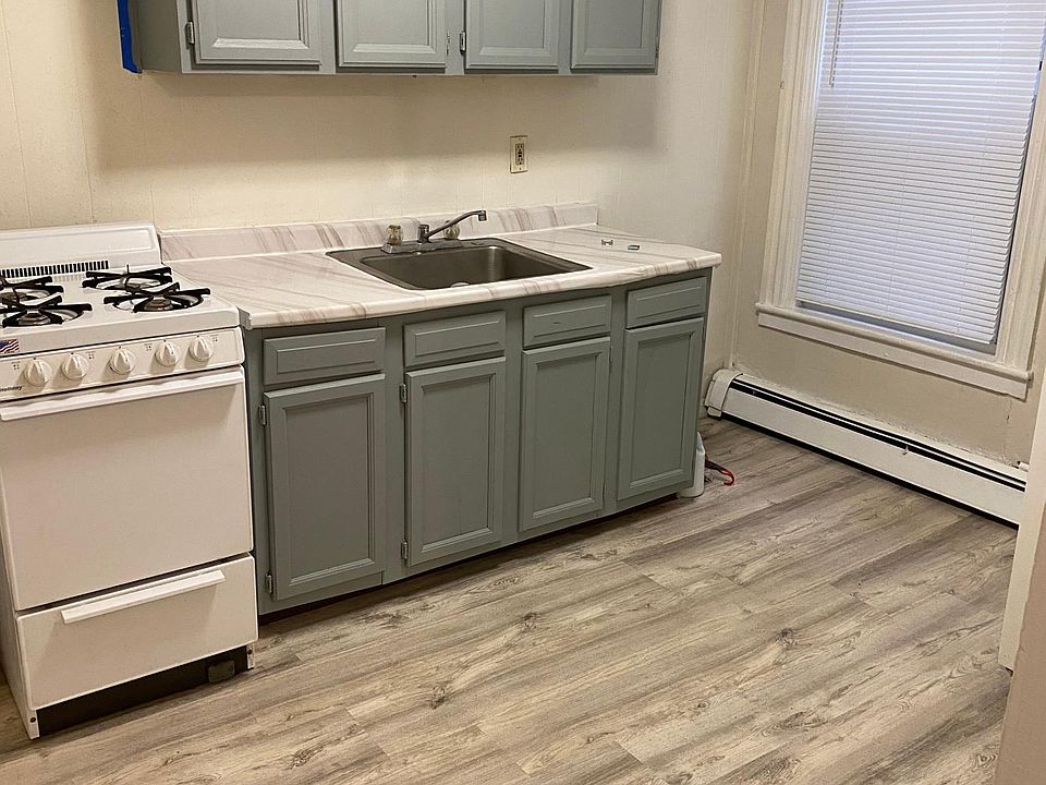 2nd image of 7 Manchester St APT 1