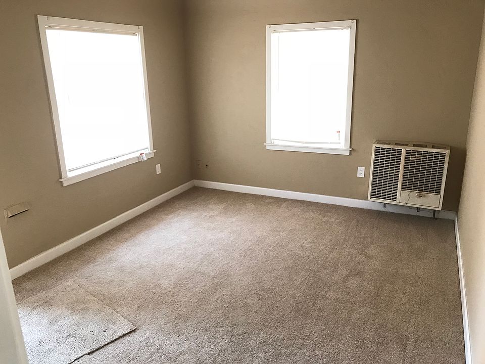 1st image of 420 E Dayton Ave