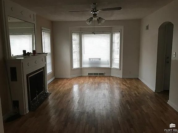 2nd image of 917 Bertrand St