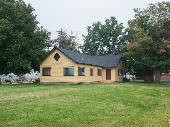 1666 Cummins Road, Touchet, WA 99360