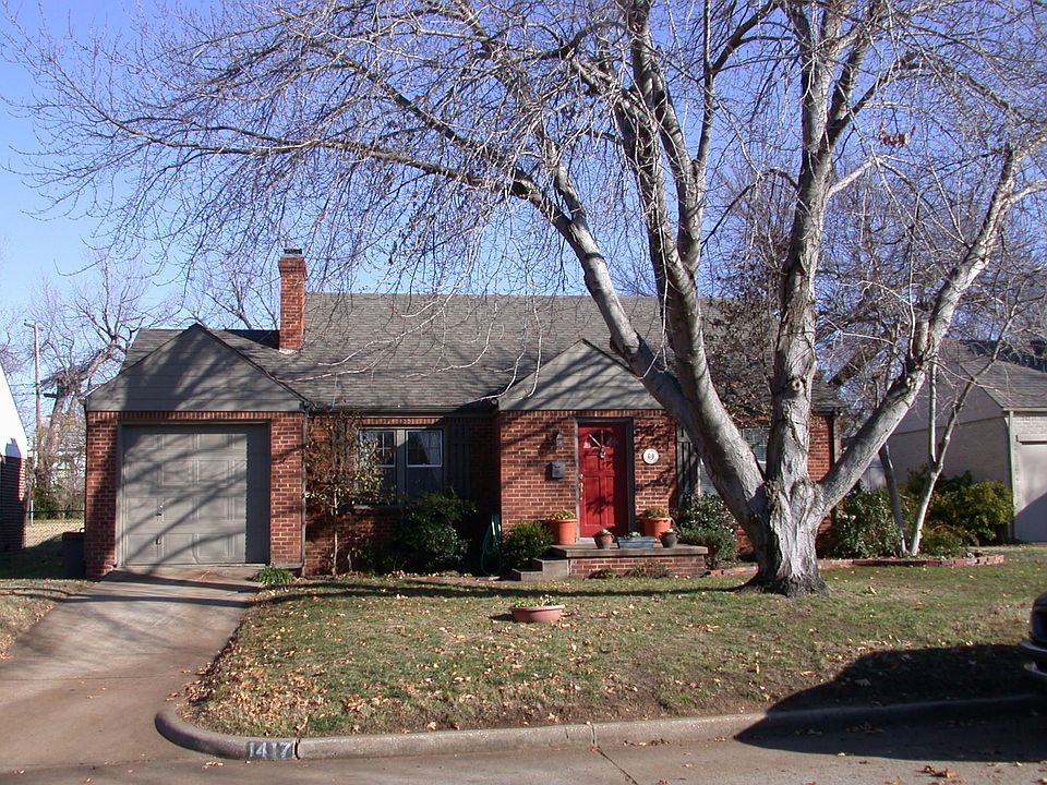 Totally updated brick bungalow. Great neighborhood.