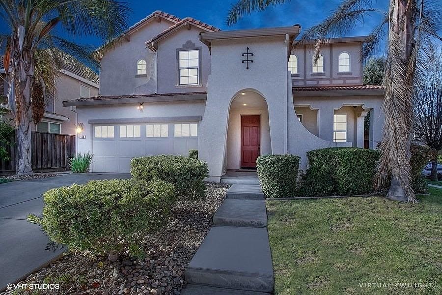 1st image of 2164 Stewart Cir