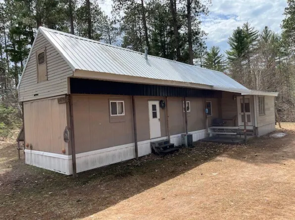 6083 Wintergreen Ln, Land O Lakes, WI 54540