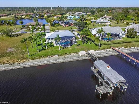 4th image of 17160 Waters Edge Cir