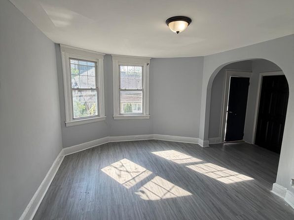 40 Halsted St #2