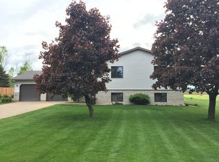 N6046 Elm St, Onalaska, WI 54650