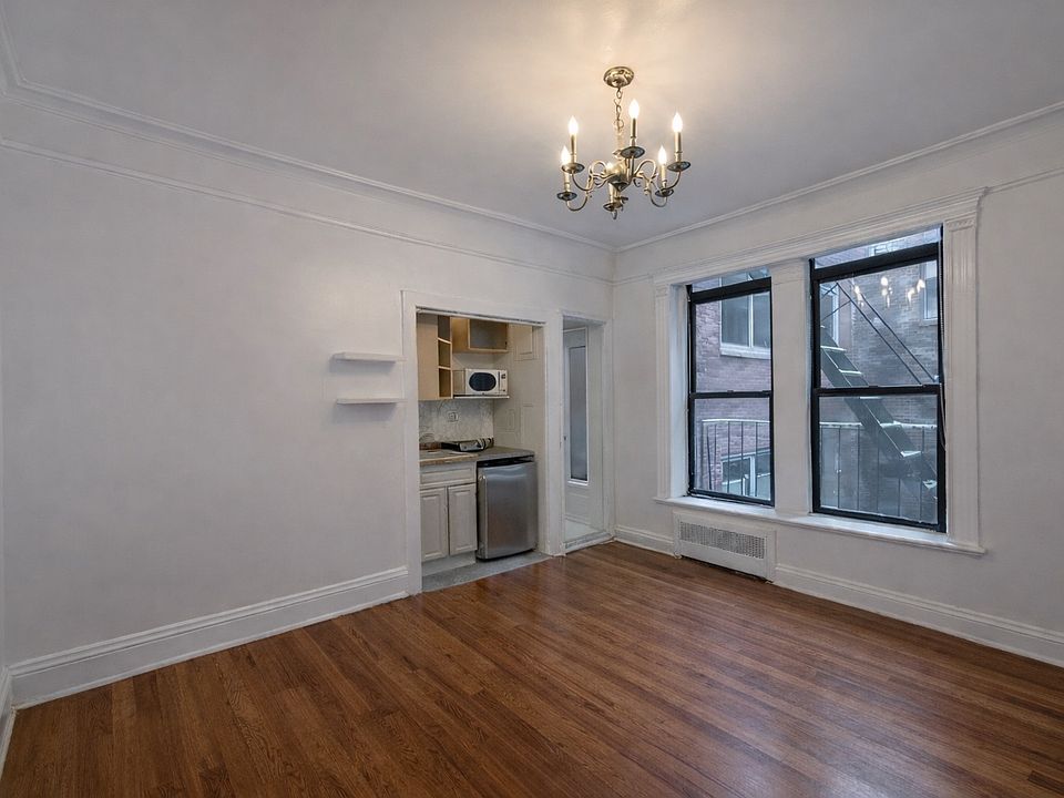 1st image of 105 E 15th St APT 58