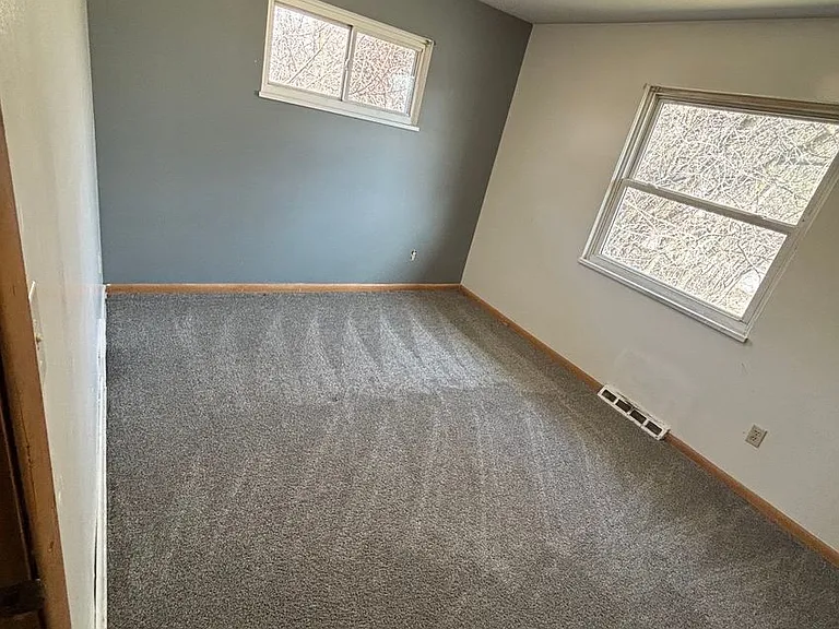5074 Miller Ave — Photo 10