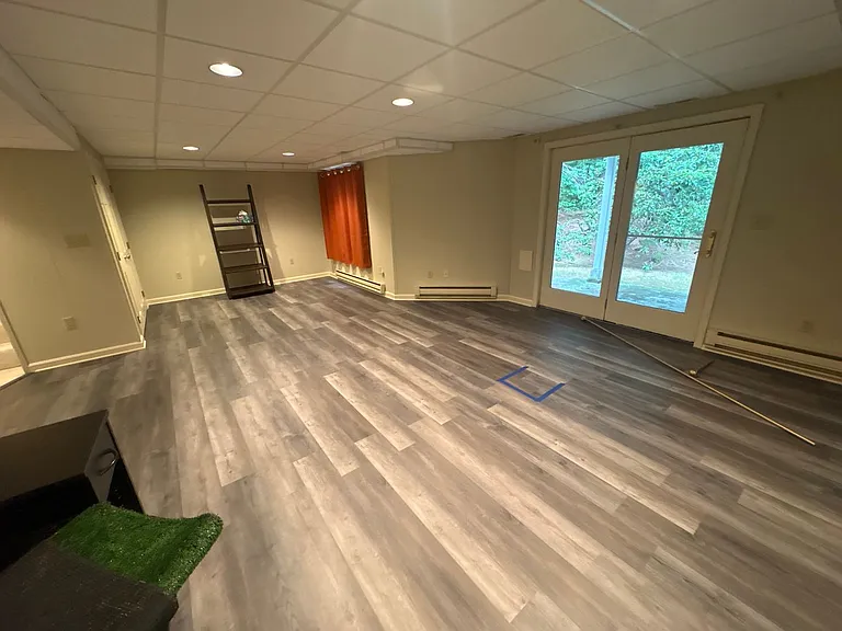 401 Browning Ln — Photo 23