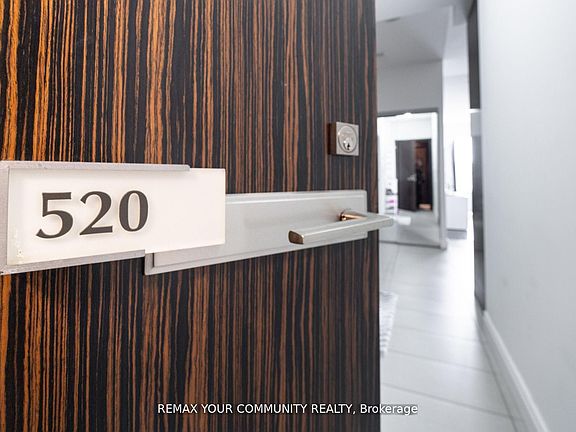 3rd image of 325 S Park Rd #520
