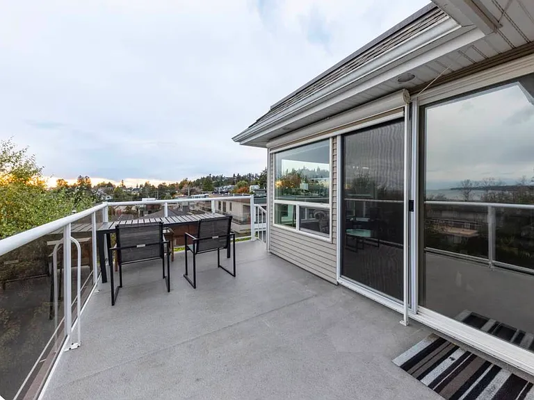 877 Stevens St #2 — Photo 42