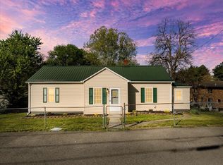 1802 Martin Ave, Radford, VA 24141