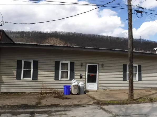 618 W Front St, Oil City, PA 16301