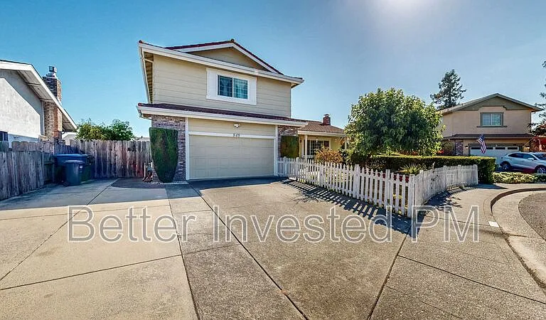 848 Sprucewood Ct — Photo 1
