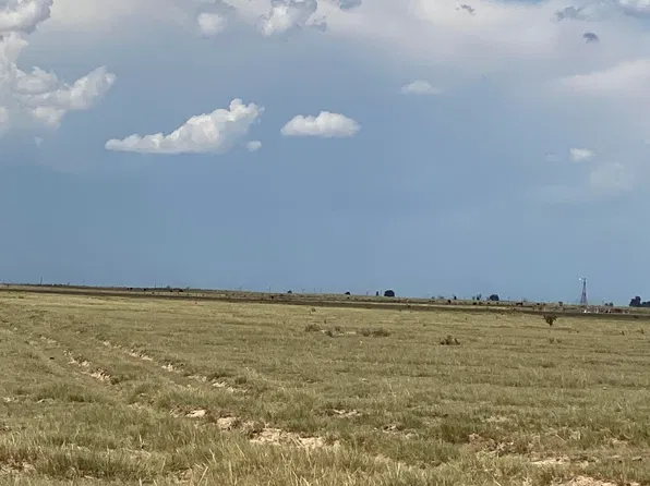 Howell Rd W, Estancia, NM 87016