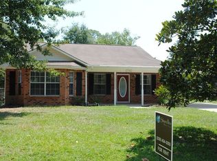 1708 Seagull Ave, Ocean Springs, MS 39564