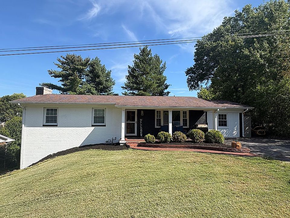 1st image of 803 East Dr