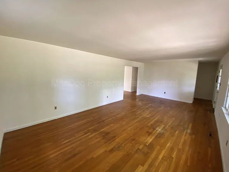 219 Bells Hill Rd — Photo 8
