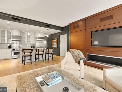 1700B Clarendon Blvd APT 126, Arlington, VA, 22209