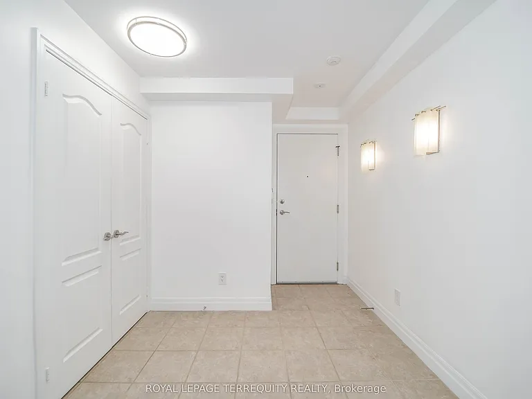 2121 Lake Shore Blvd W #206 — Photo 11