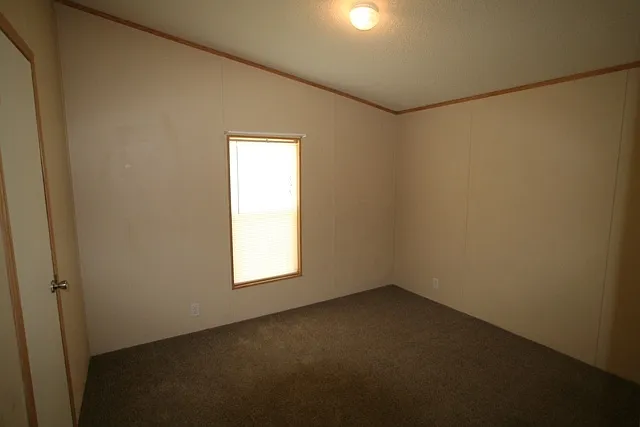 110 White Oak Dr — Photo 6