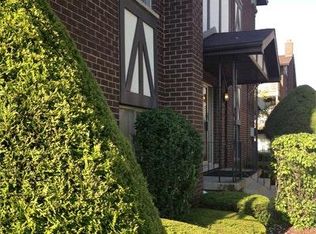 7040 100th St APT 307, Chicago Ridge, IL 60415