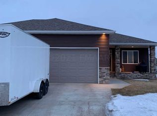 5522 47th Ave S, Fargo, ND 58104