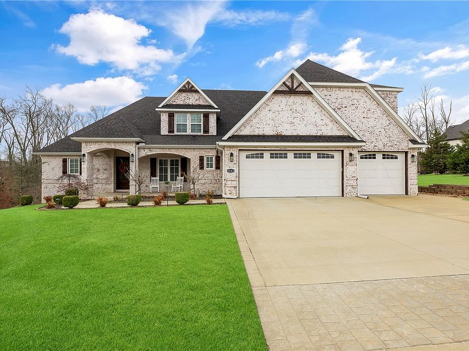 1st image of 1442 Le Chesnay Dr