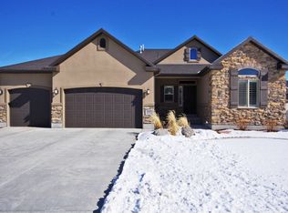 10381 S Walnut Canyon Ln, South Jordan, UT 84095