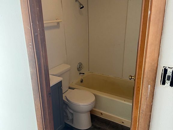 2nd image of 25 S Gamble St #5