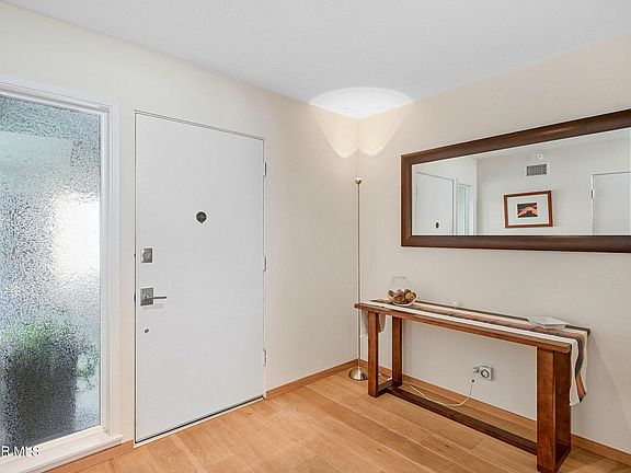 4th image of 1152 S Westlake Blvd Unit F