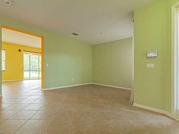 4th image of 11088 Yellow Poplar Dr