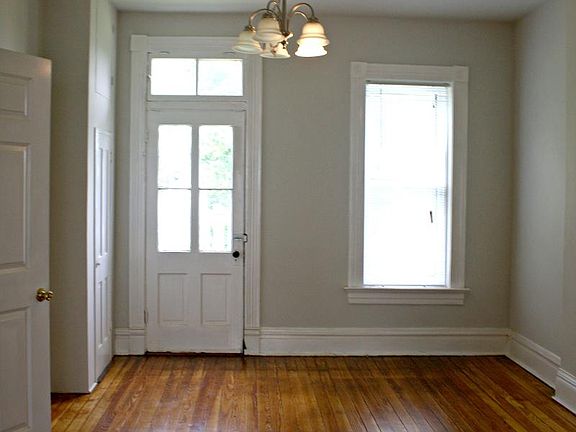 2nd image of 5119 Wicklow Pl #1F