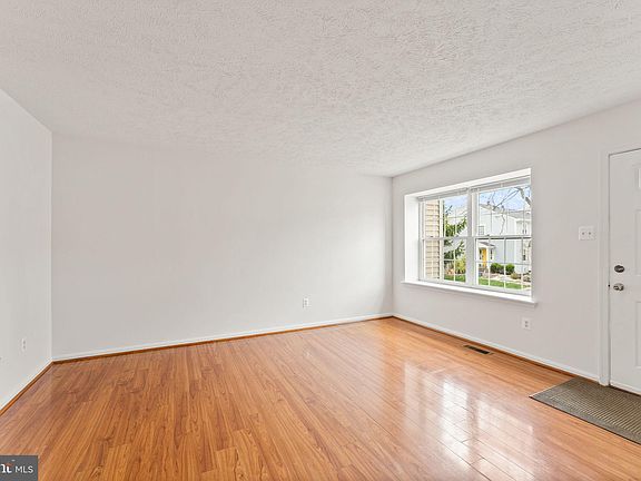 5th image of 13984 Big Yankee Ln
