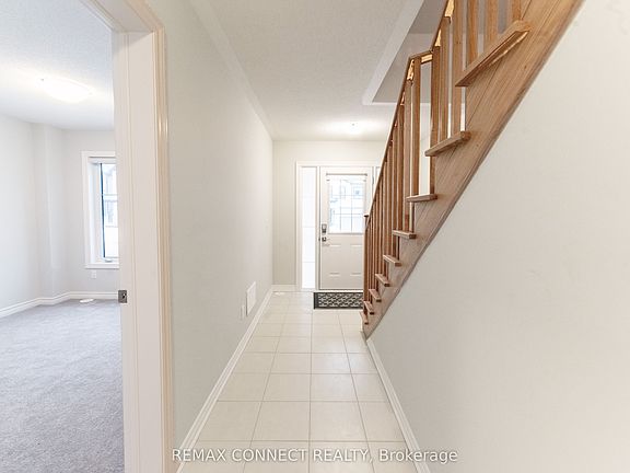 2nd image of 1028 Dyas Ave