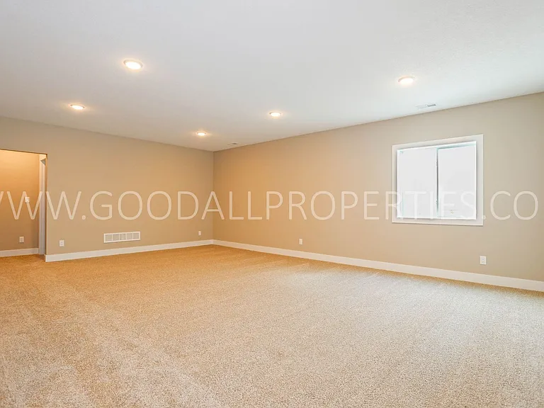 16656 Wilden Dr — Photo 11