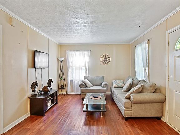 5th image of 4620 City View Dr