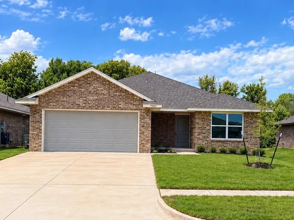 2011 Brush Creek Way, Newcastle, OK 73065