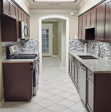 4th image of 3615 Mountain Rose Ln