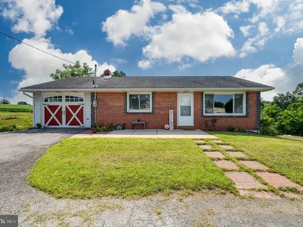 1144 Brownsville Rd, Wernersville, PA 19565