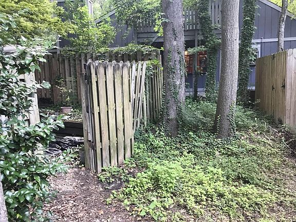 4th image of 466 Forest Hills Dr