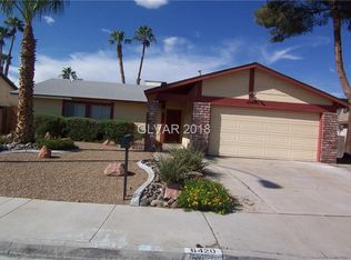 6420 Mockingbird Ln, Las Vegas, NV 89103