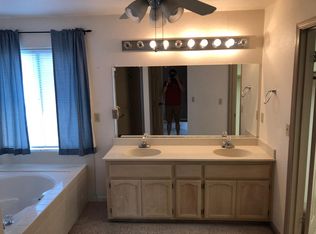 2243 Viscount Ct, Turlock, CA 95380