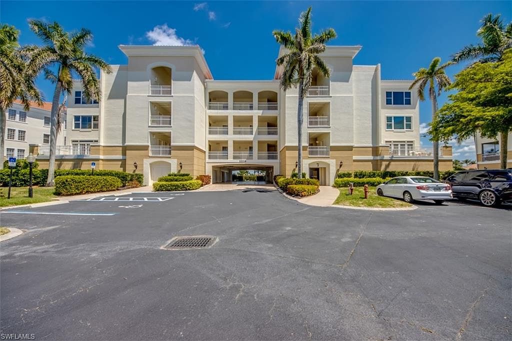 11110 Harbour Yacht Ct APT 33D